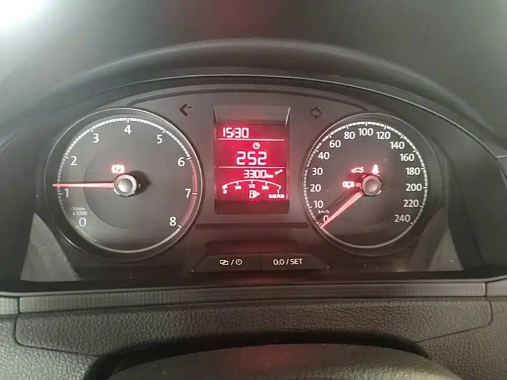 صورة 16 - Volkswagen Santana