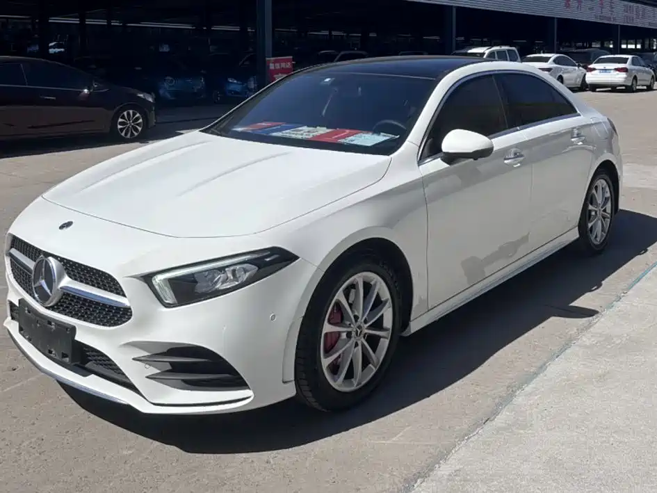 Mercedes-Benz A-Class 2021 A 200 L Sport Sedan Fashion Edition