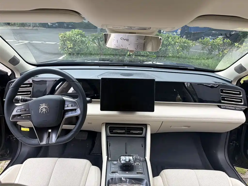 BYD Qin L 2024 DM-i 80KM Superior фото 9