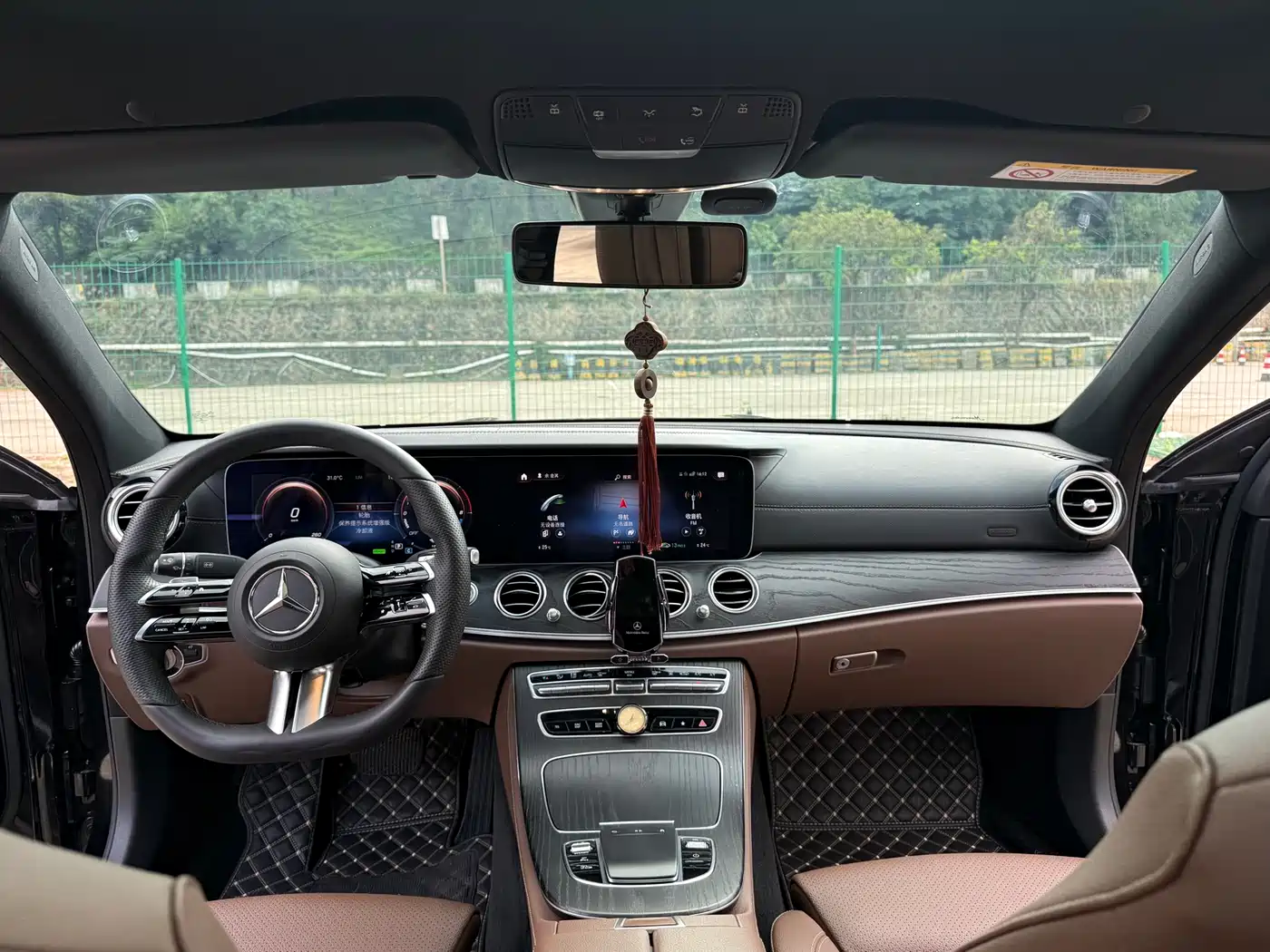Mercedes-Benz E-Class New Energy 2022 Facelift II E 350 e L Plug-in Hybrid Sports Sedan фото 7