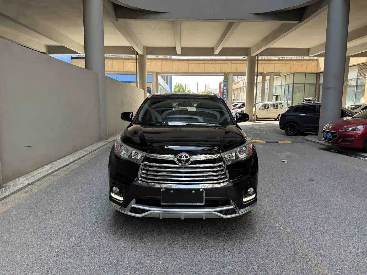 Toyota Highlander 2017 2.0T 4WD Premium 7-Seater фото 2