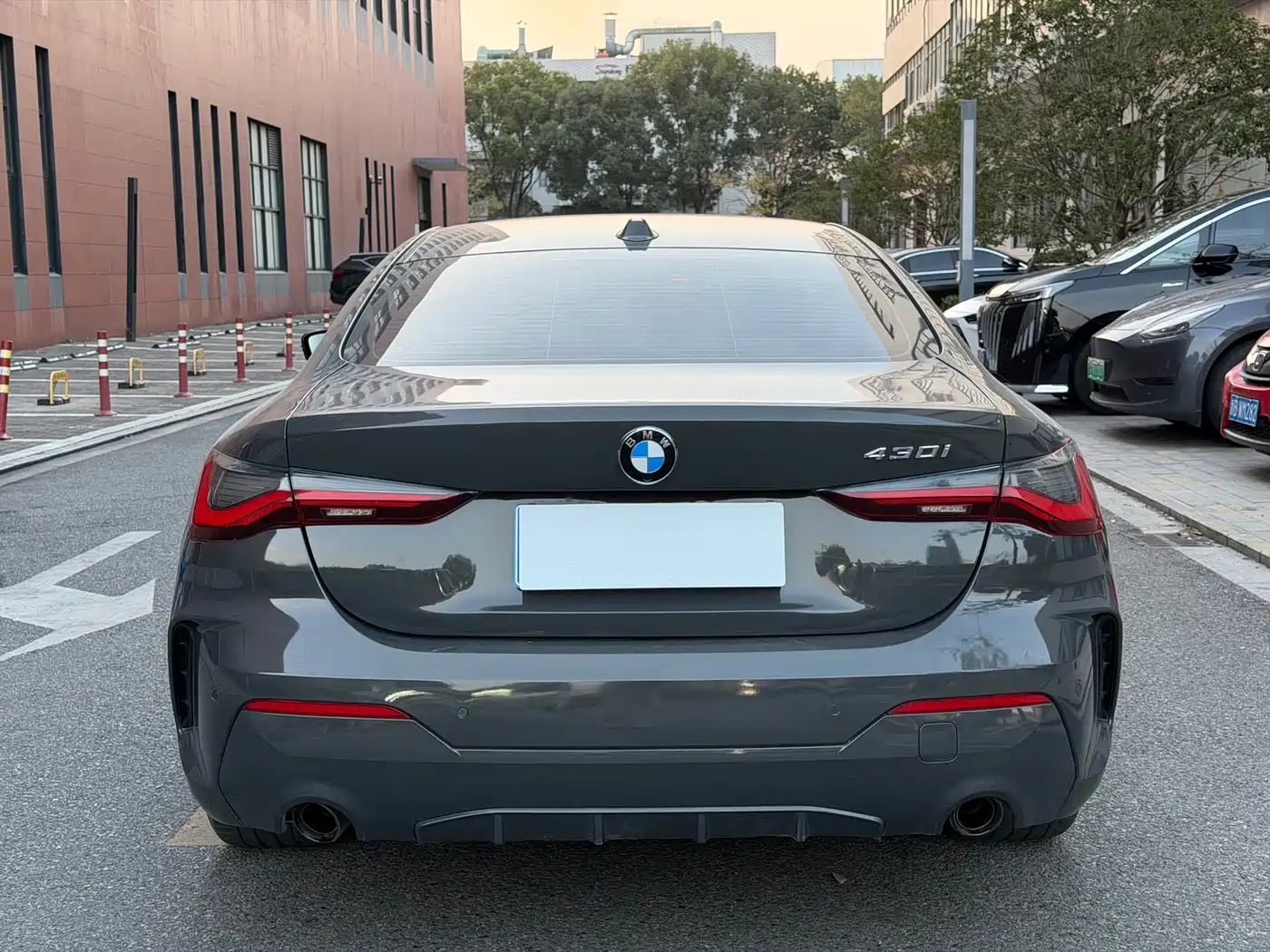 BMW 4 Series 2023 425i M Sport Shadowline Package фото 20