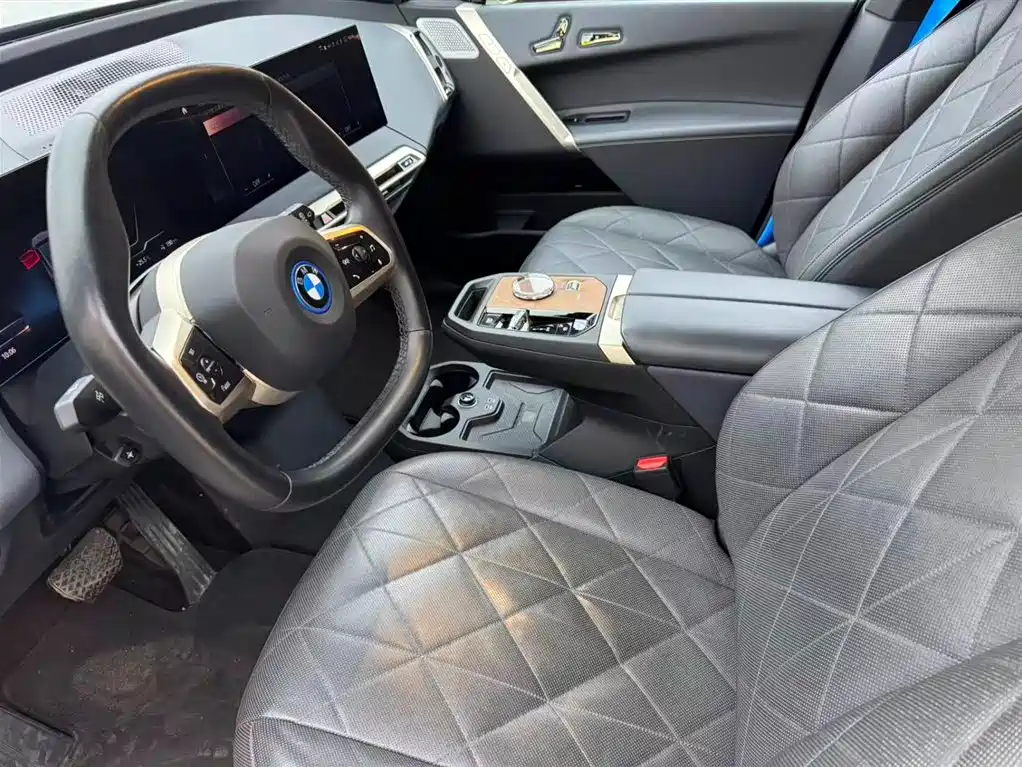  BMW BMW iX M60 2022 M60 8