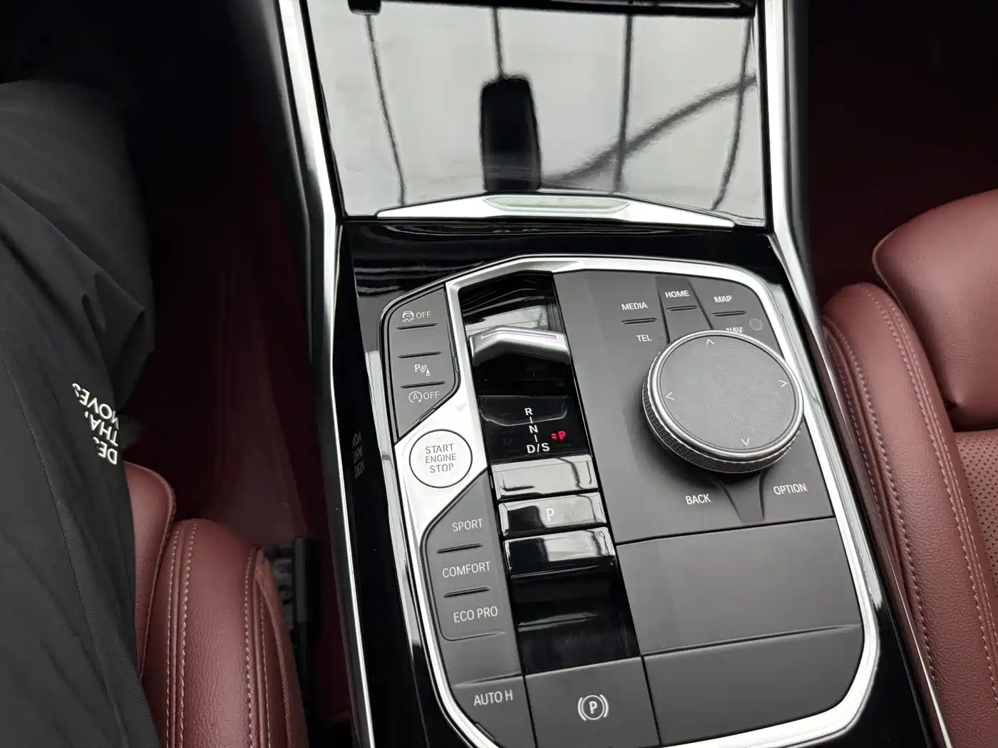 BMW 3 Series 2023 320Li M Sport Package фото 15