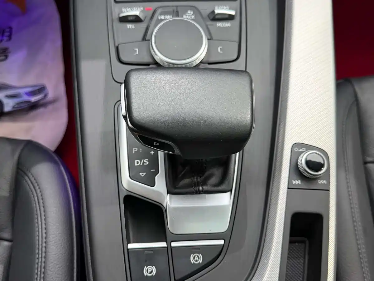 Audi A5 (Import) 2019 Sportback 40 TFSI Fashion фото 23