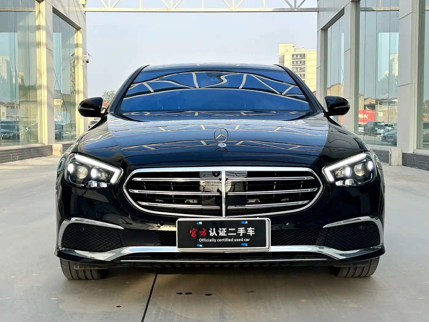 Mercedes-Benz E-Class 2019 E 300 L Sport Fashion фото 2