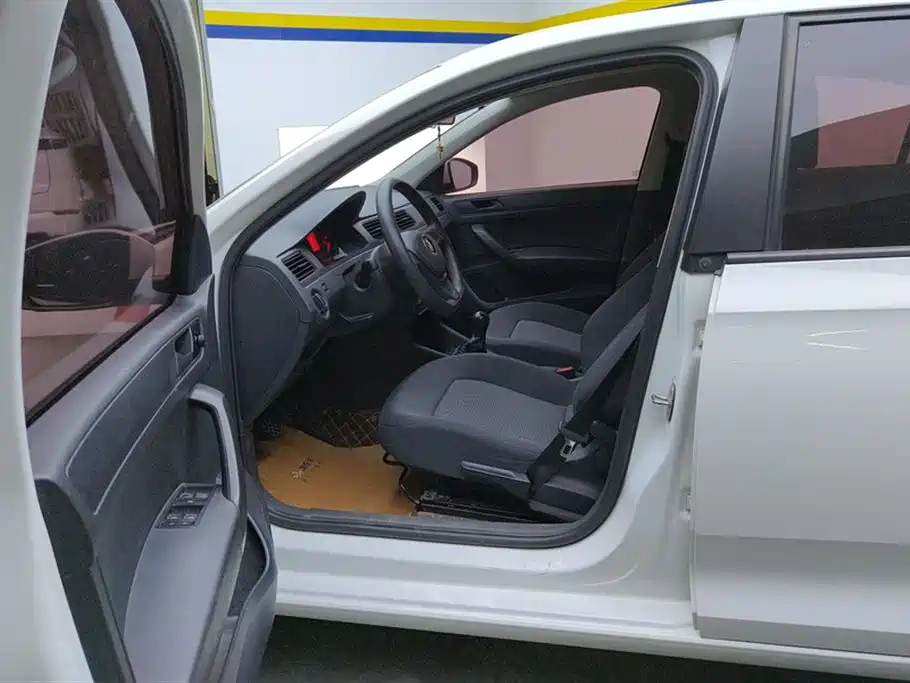 Volkswagen Santana 2018 1.5L Manual Trend Edition фото 9