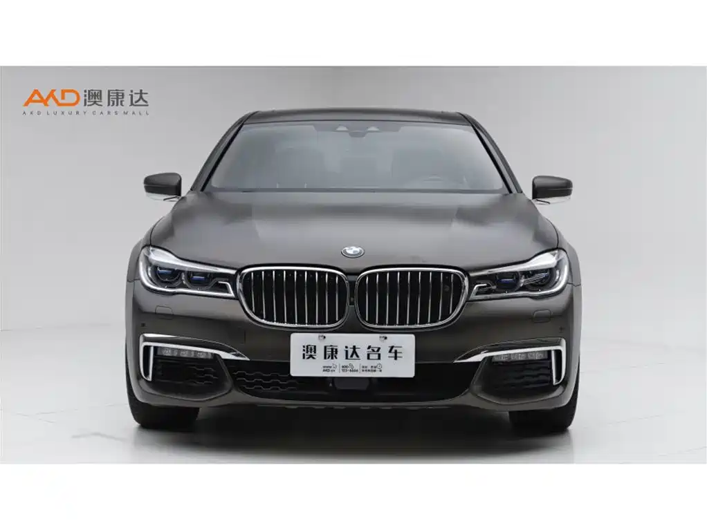 BMW 7 Series 2018 750Li xDrive M Sport Package фото 2
