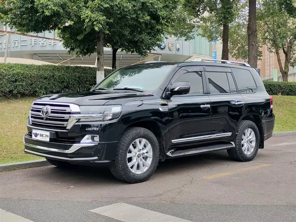 Toyota Land Cruiser (Import)