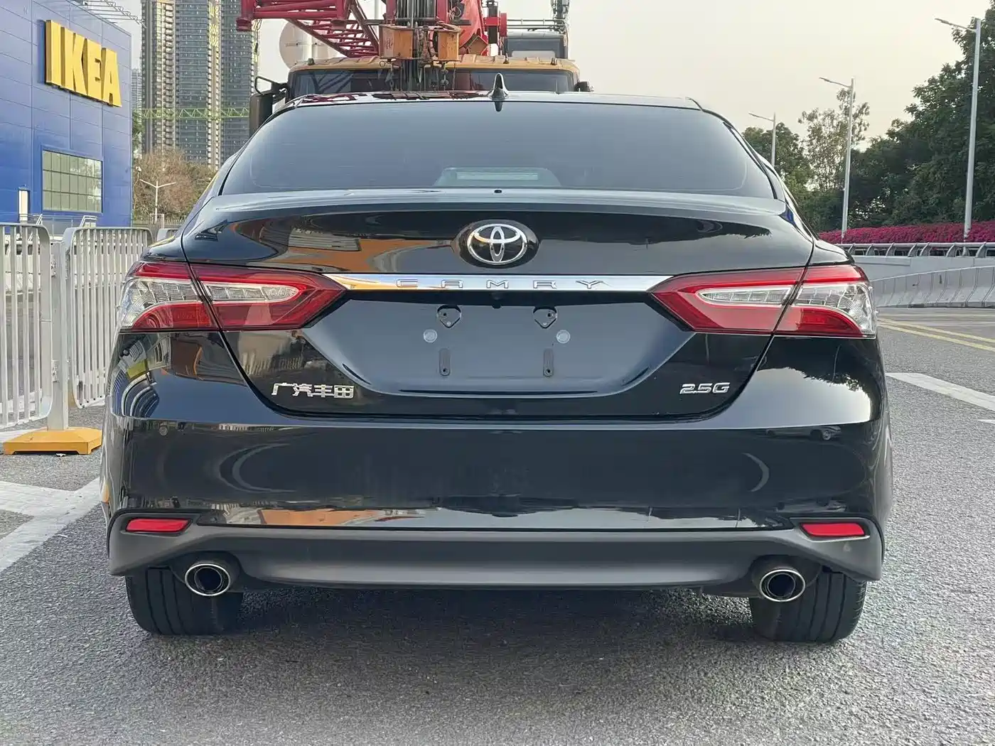 Toyota Camry 2023 2.5G Luxury Edition фото 14