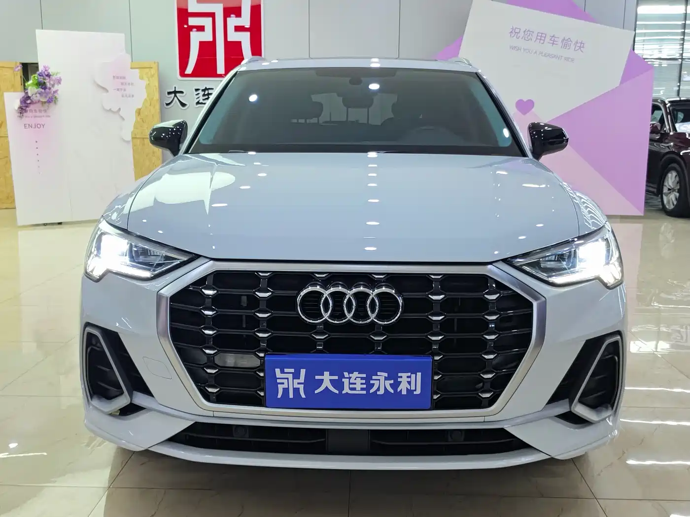 Audi Q3 2023 35 TFSI Progressive Dynamic (1.4T) фото 2