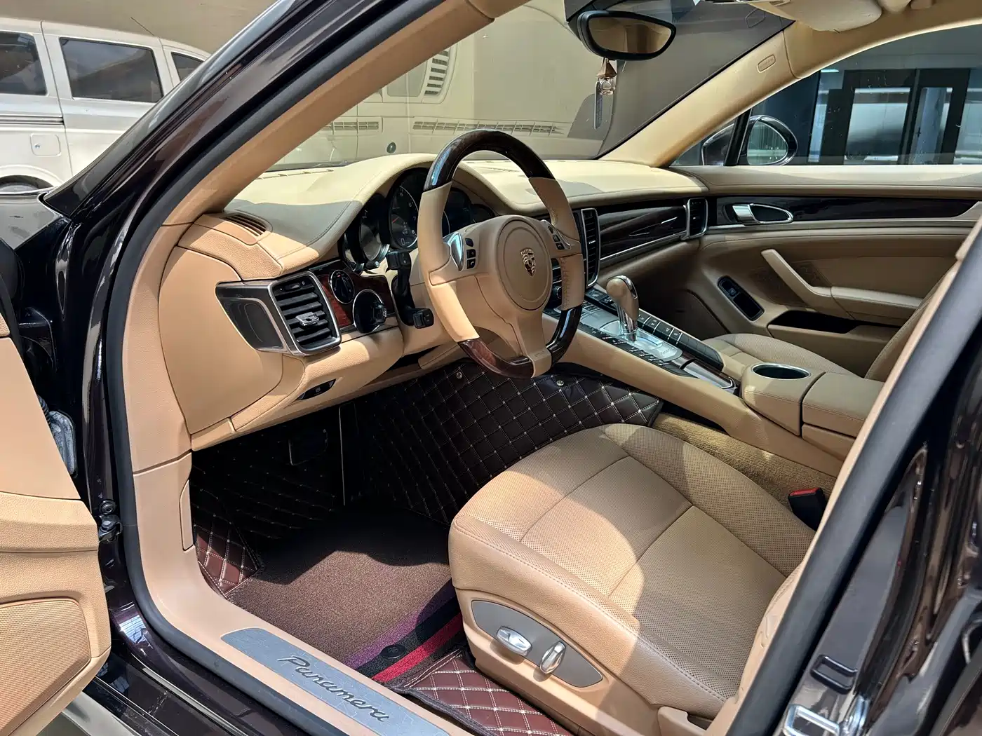 Porsche Panamera 2010 Panamera 3.6L фото 15