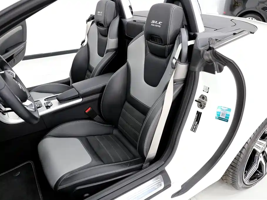 Mercedes-Benz SLC 2019 SLC 260 Jinyu Collector's Edition фото 10