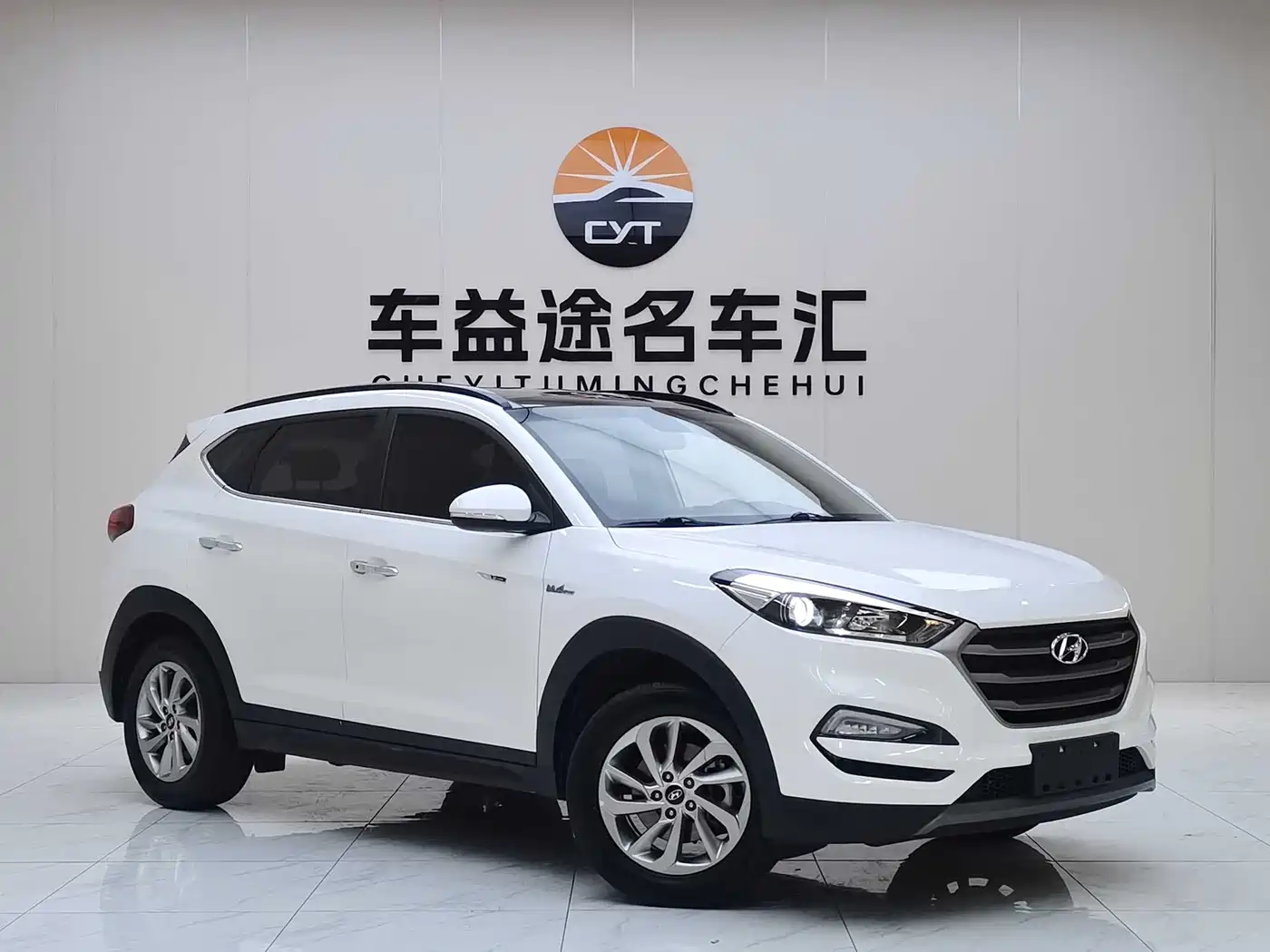 Hyundai Tucson 2015 1.6T Dual Clutch 2WD Smart фото 2