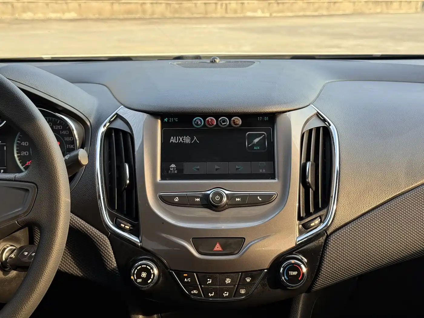 Chevrolet Cruze 2019 2018 Redline 320 Automatic Pioneer Edition