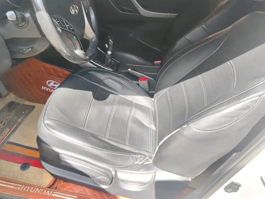 Hyundai Langdong 2012 1.6L Manual Leading фото 9