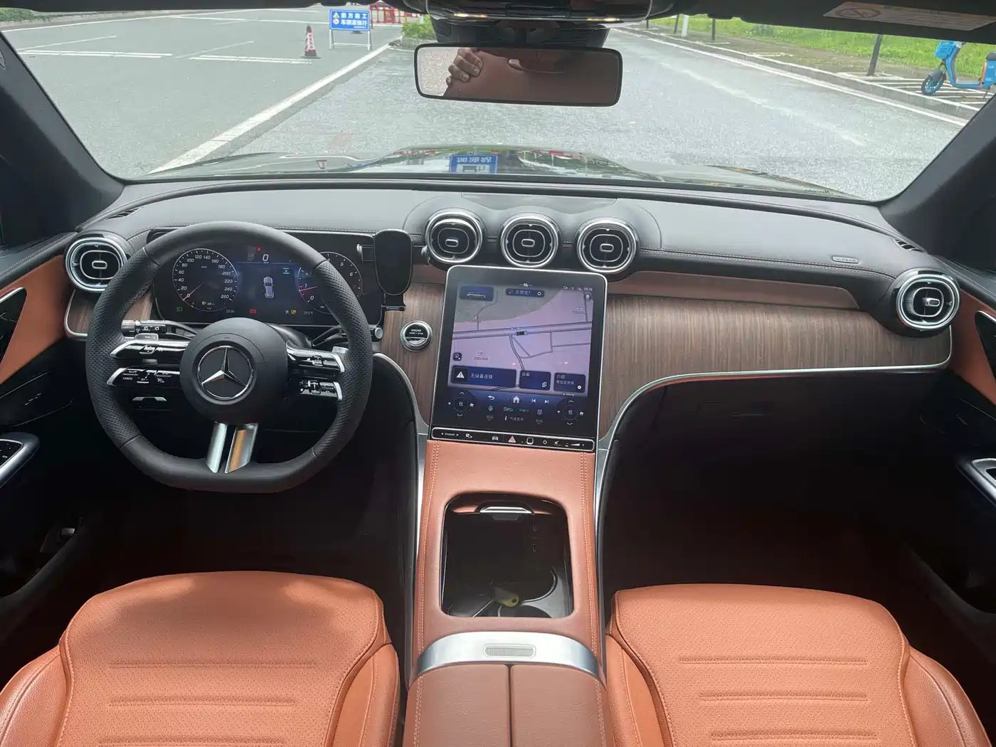 Mercedes-Benz GLC 2025 Facelift GLC 300 L 4MATIC Dynamic 7-seater фото 3