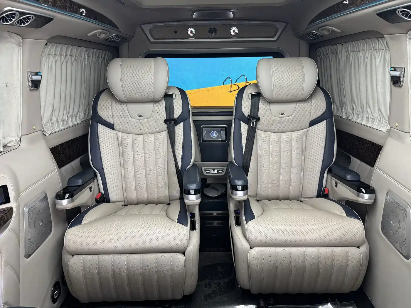 Weihao Auto Kamaz V-Class 2022 2022 2.0T Tianyue Undivided 7-Seater