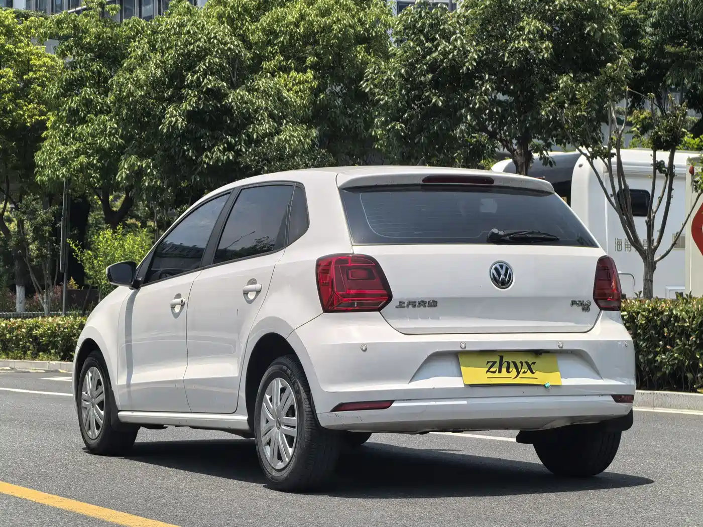 Volkswagen Polo 2018 1.5L Auto Safe Drive фото 7