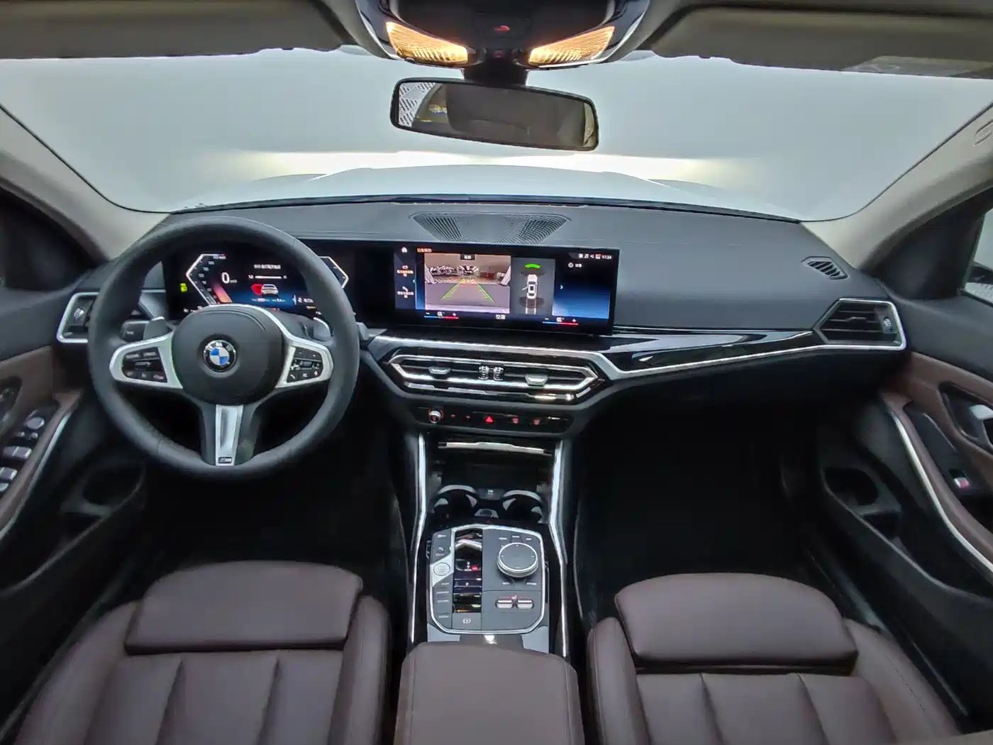 BMW 3 Series 2023 320Li M Sport Package фото 9