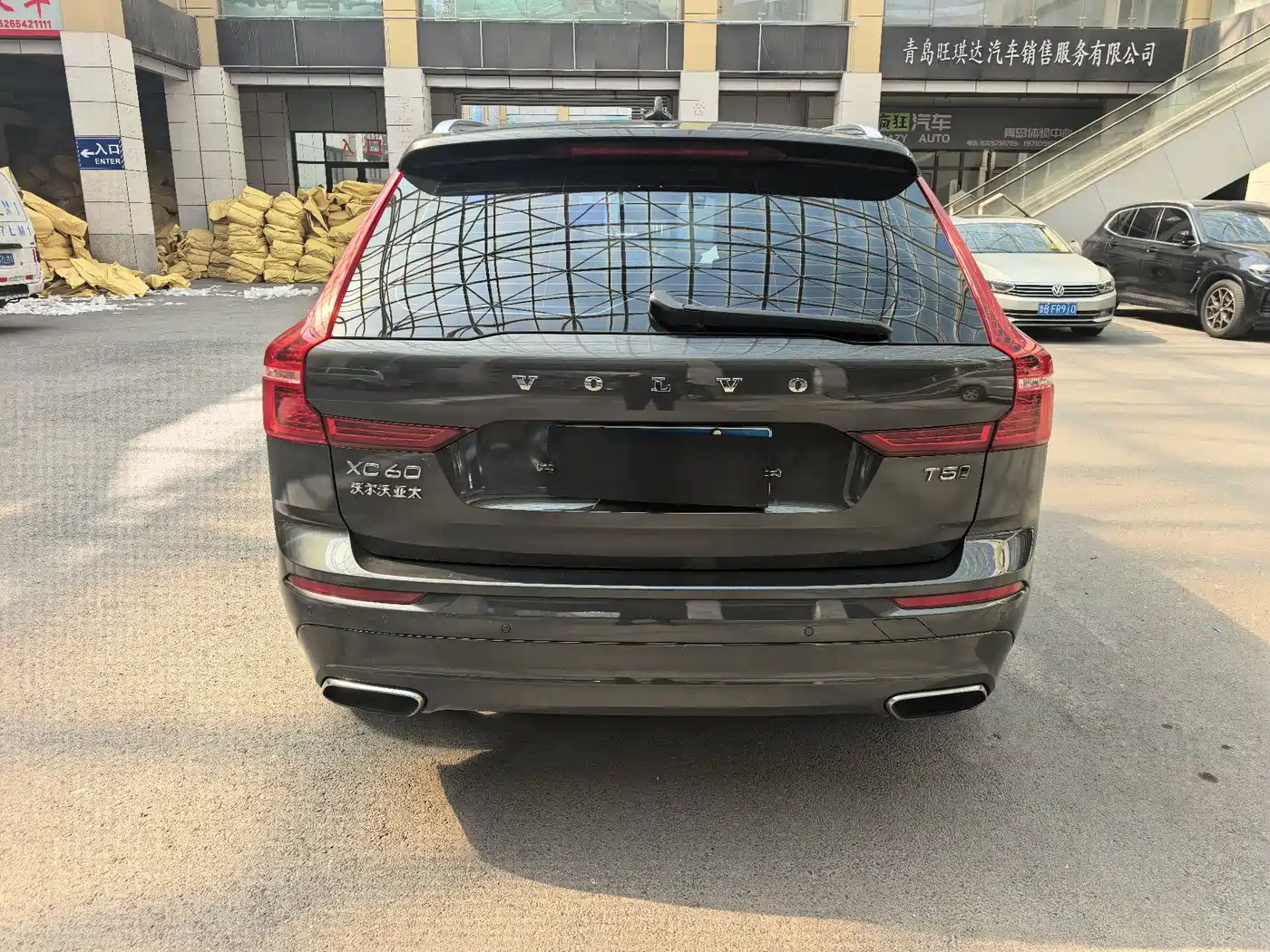 VOLVO XC60