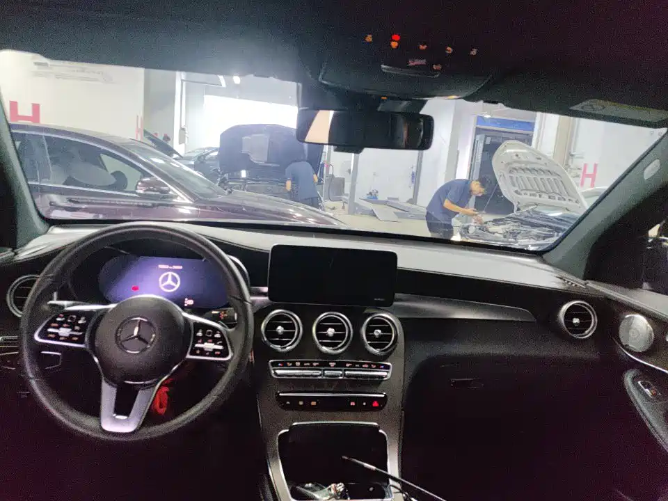 Mercedes-Benz GLC 2021 GLC 300 L 4MATIC Sporty фото 3