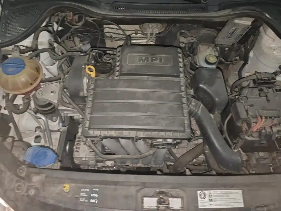 Volkswagen Polo 2018 1.5L Auto Safe Drive фото 10