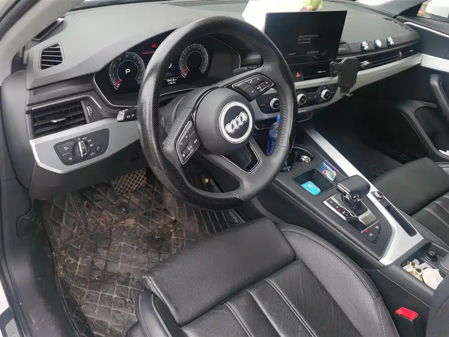 Audi A4L 2020 40 TFSI Fashion Dynamic Edition фото 12
