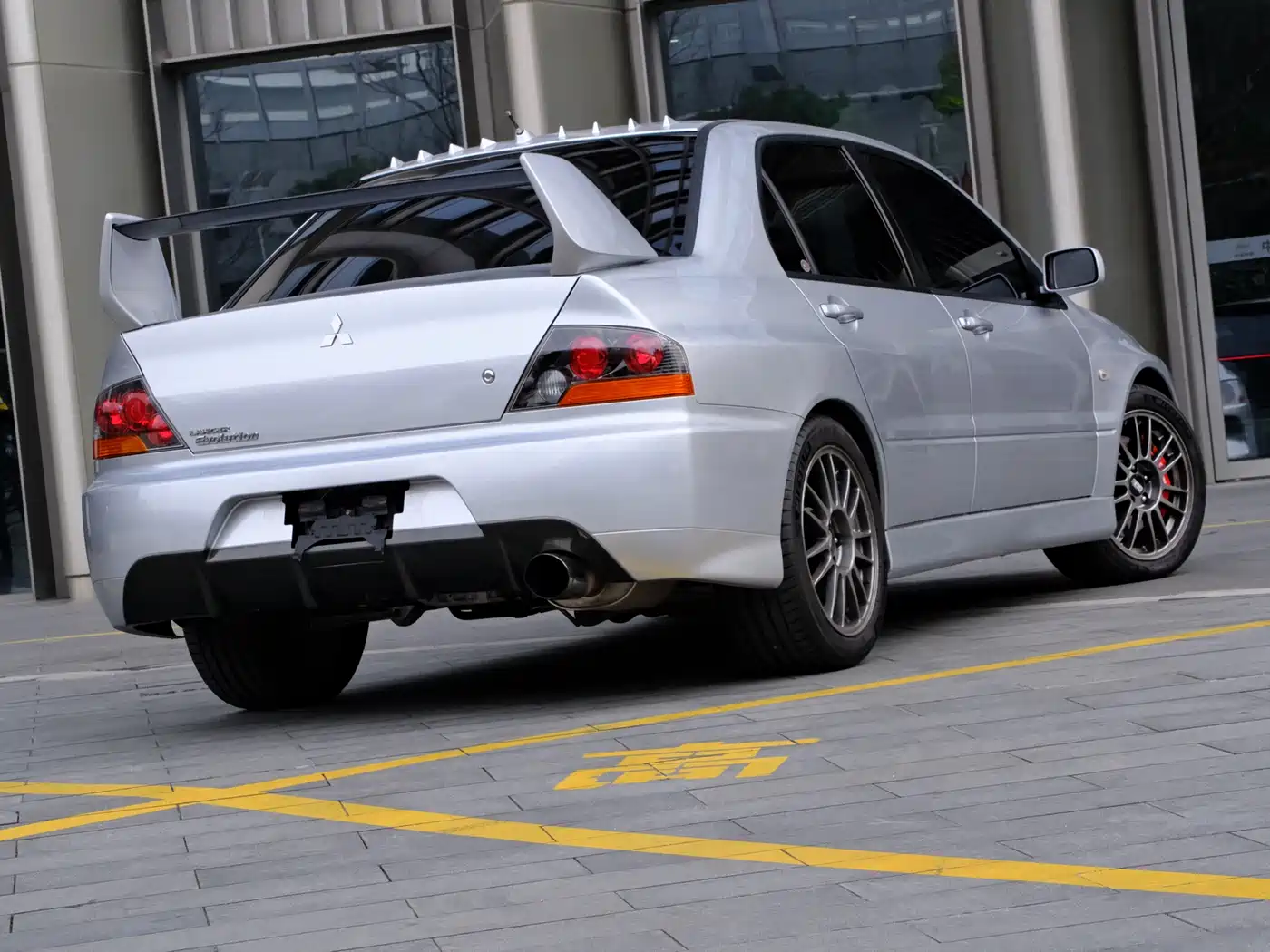 Mitsubishi Lancer 2006 2.0T EVO IX фото 5