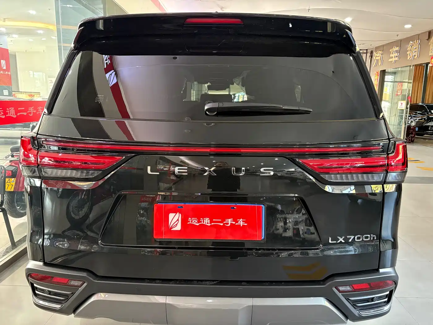 Lexus LX 2025 700h Boundary Edition фото 24