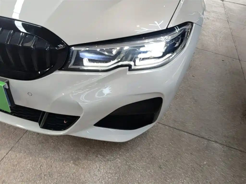 BMW 3 Series 2021 Facelift 325i M Sport Shadow Edition фото 24