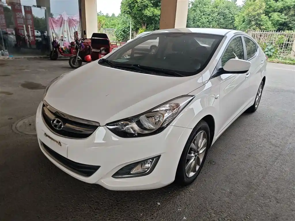 Hyundai Langdong 2012 1.6L Automatic Fashion