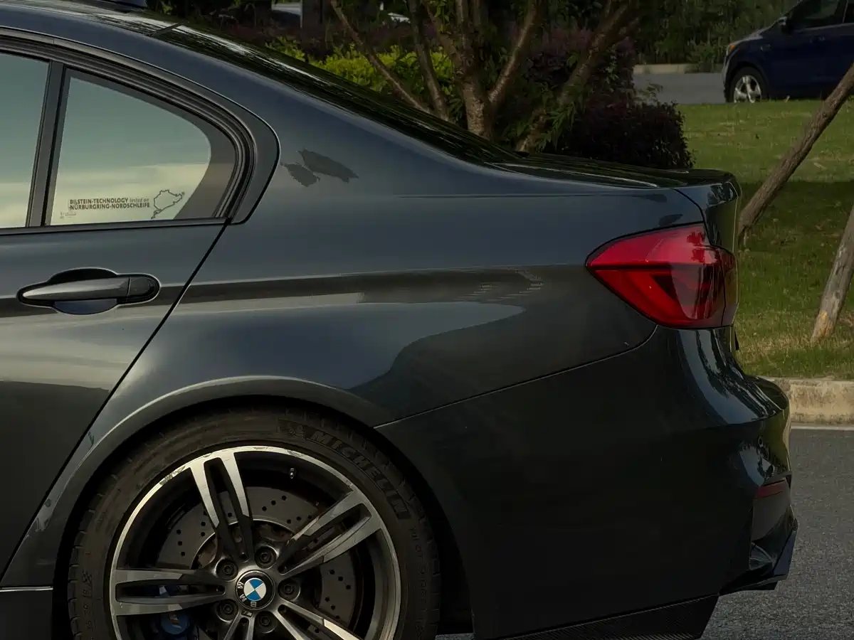 BMW M3 2014 BMW M3 Sedan фото 8