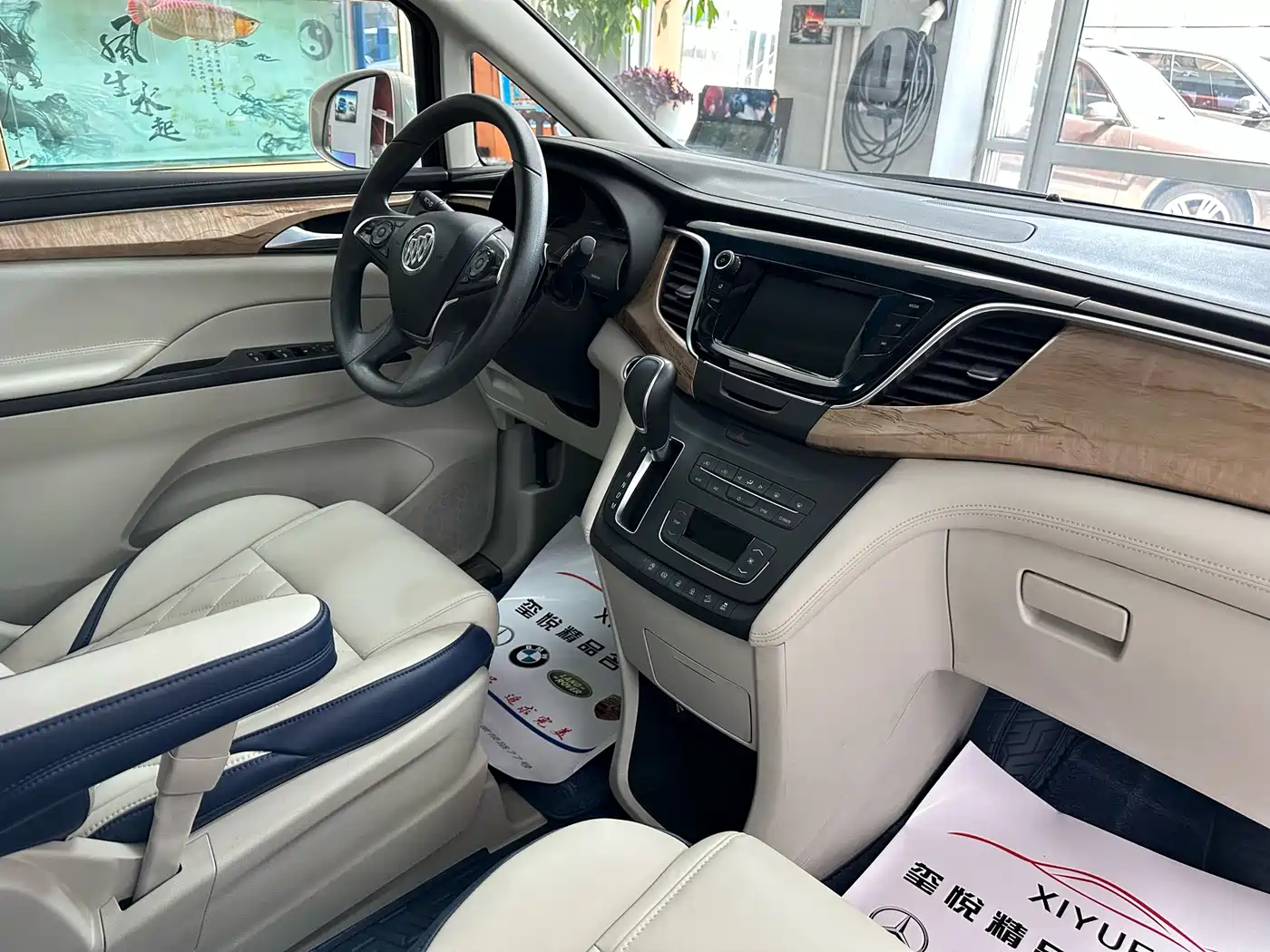 Buick GL8 2017 ES 28T Comfort Type China V фото 23