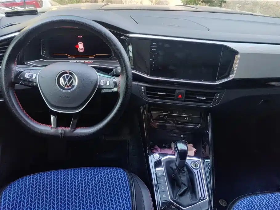 Volkswagen Tayron 2022 330TSI 2WD Luxury Smart Connect Plus фото 12