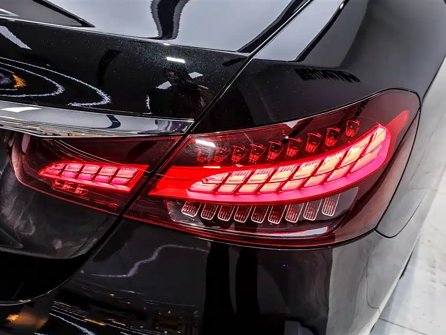 Mercedes-Benz E-Class 2021 Facelift E 300 L Luxury фото 6