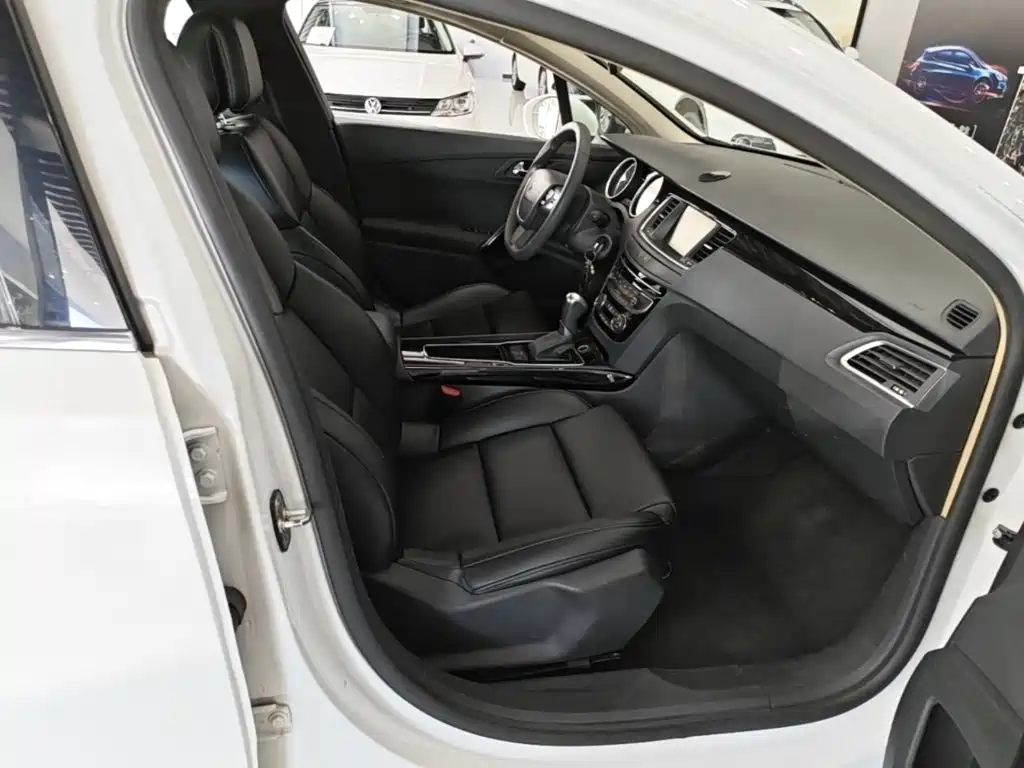 صورة 25 - Peugeot 508