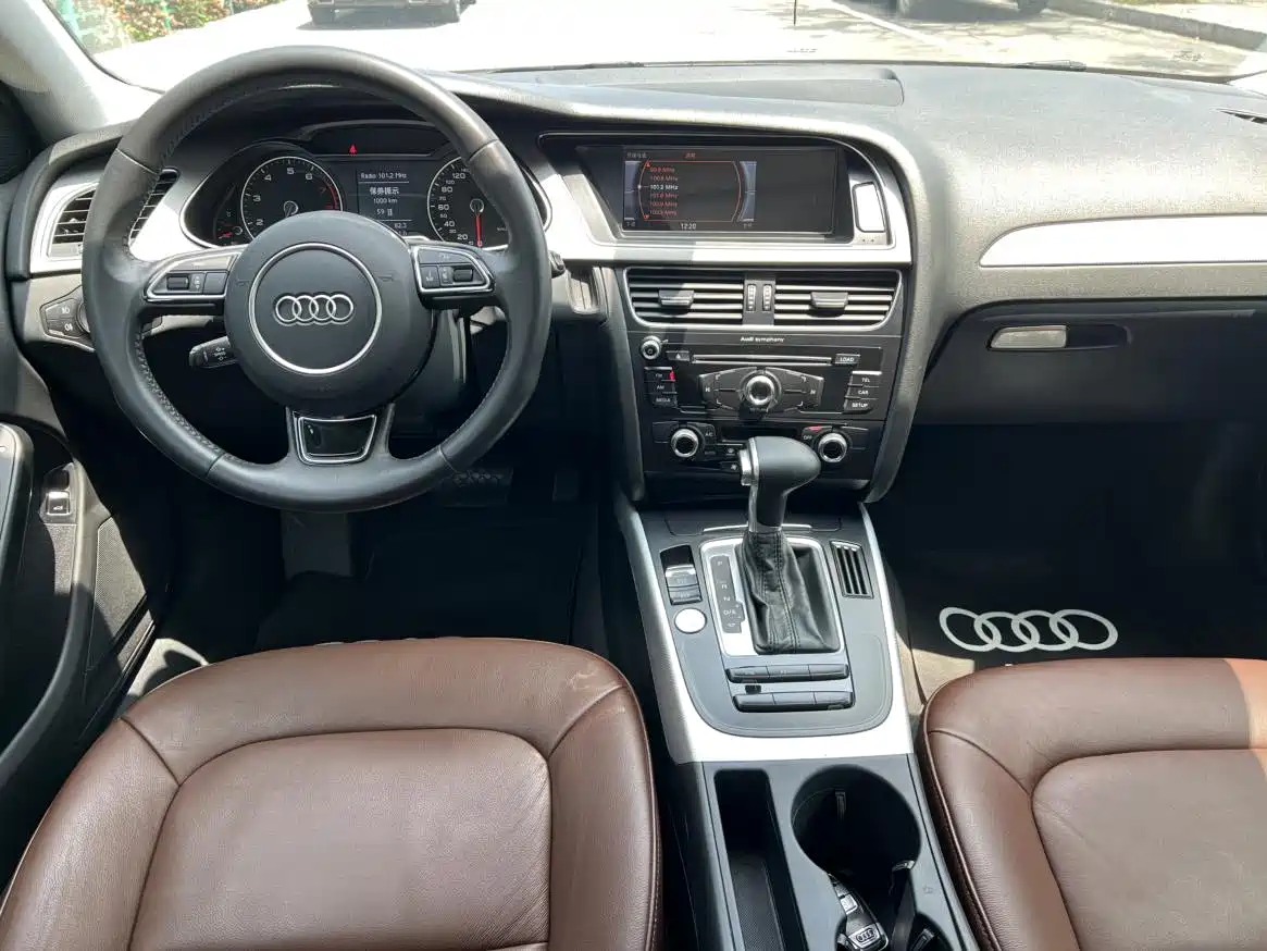 Audi A4L 2016 35 TFSI Collector's Edition Automatic Standard фото 5