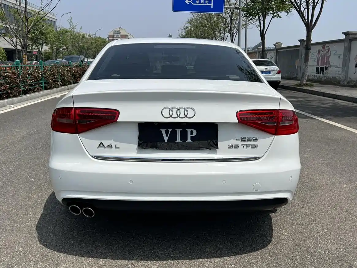 Audi A4L 2016 35 TFSI Collector's Edition Automatic Standard фото 13