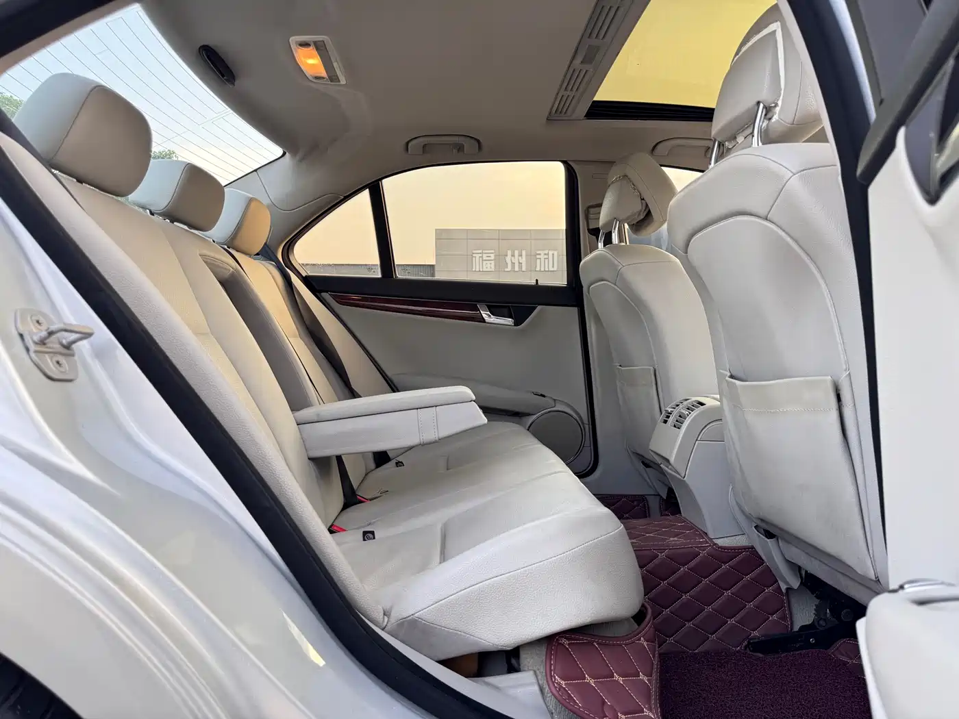 Mercedes-Benz C-Class 2010 C 200 CGI Elegance фото 10