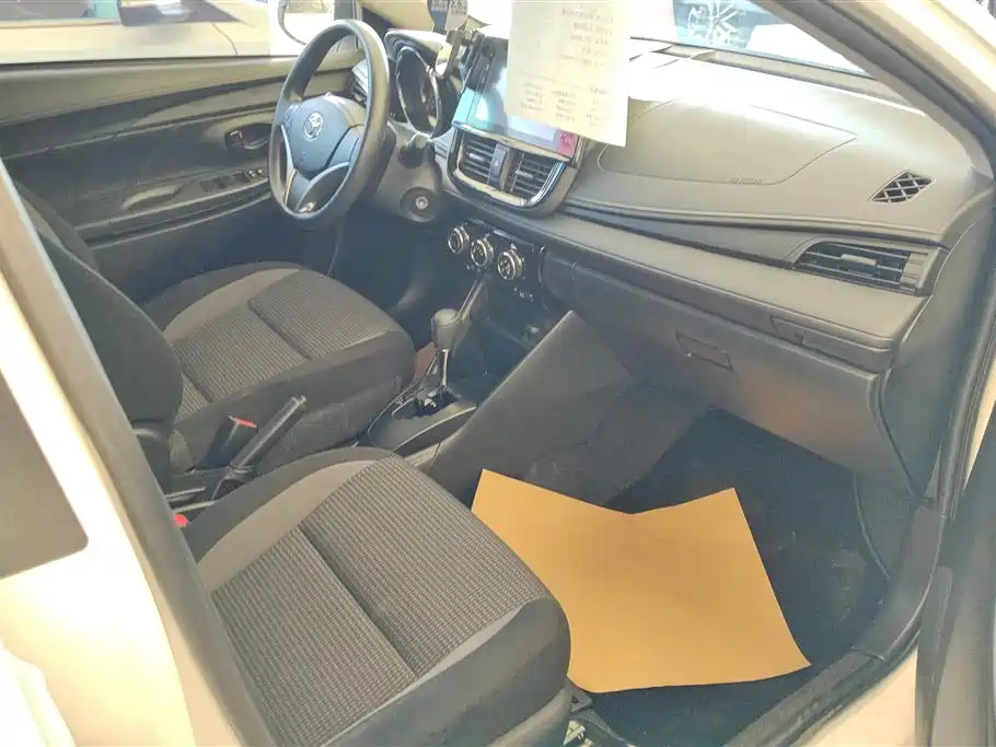 Toyota Vios FS 2021 1.5L CVT Fengchi Edition фото 8