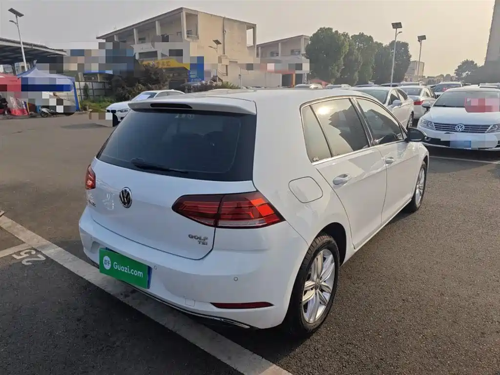 Volkswagen Golf 2018 230TSI Automatic Comfort фото 6