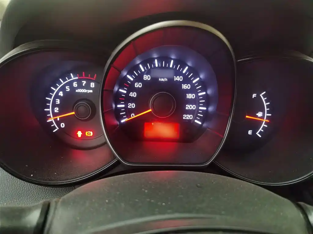 Kia K2 2015 Sedan 1.4L MT GLS фото 4
