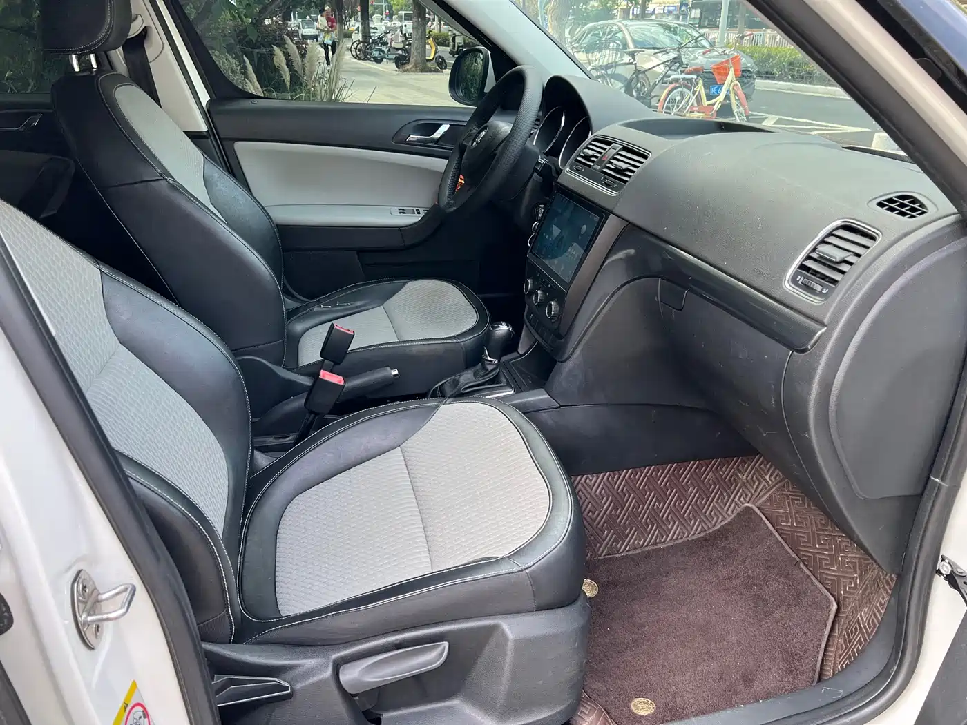 Škoda Yeti 2017 2017 TSI280 DSG Advance