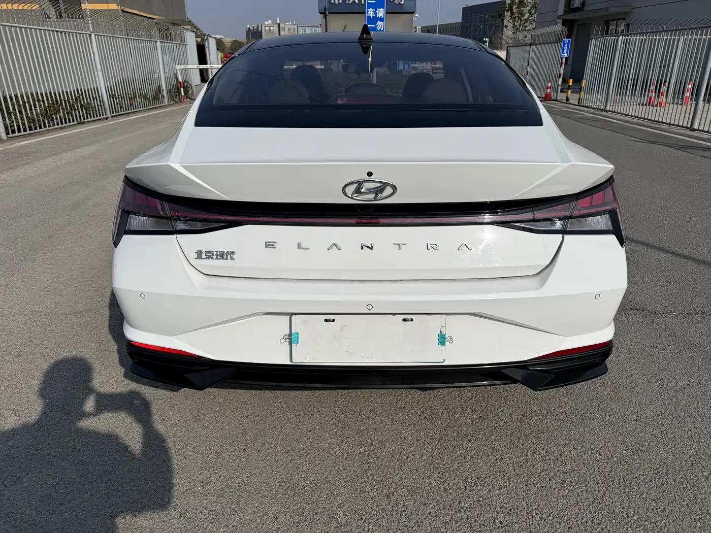 Hyundai Elantra 2021 1.5L CVT TOP Flagship Edition фото 11