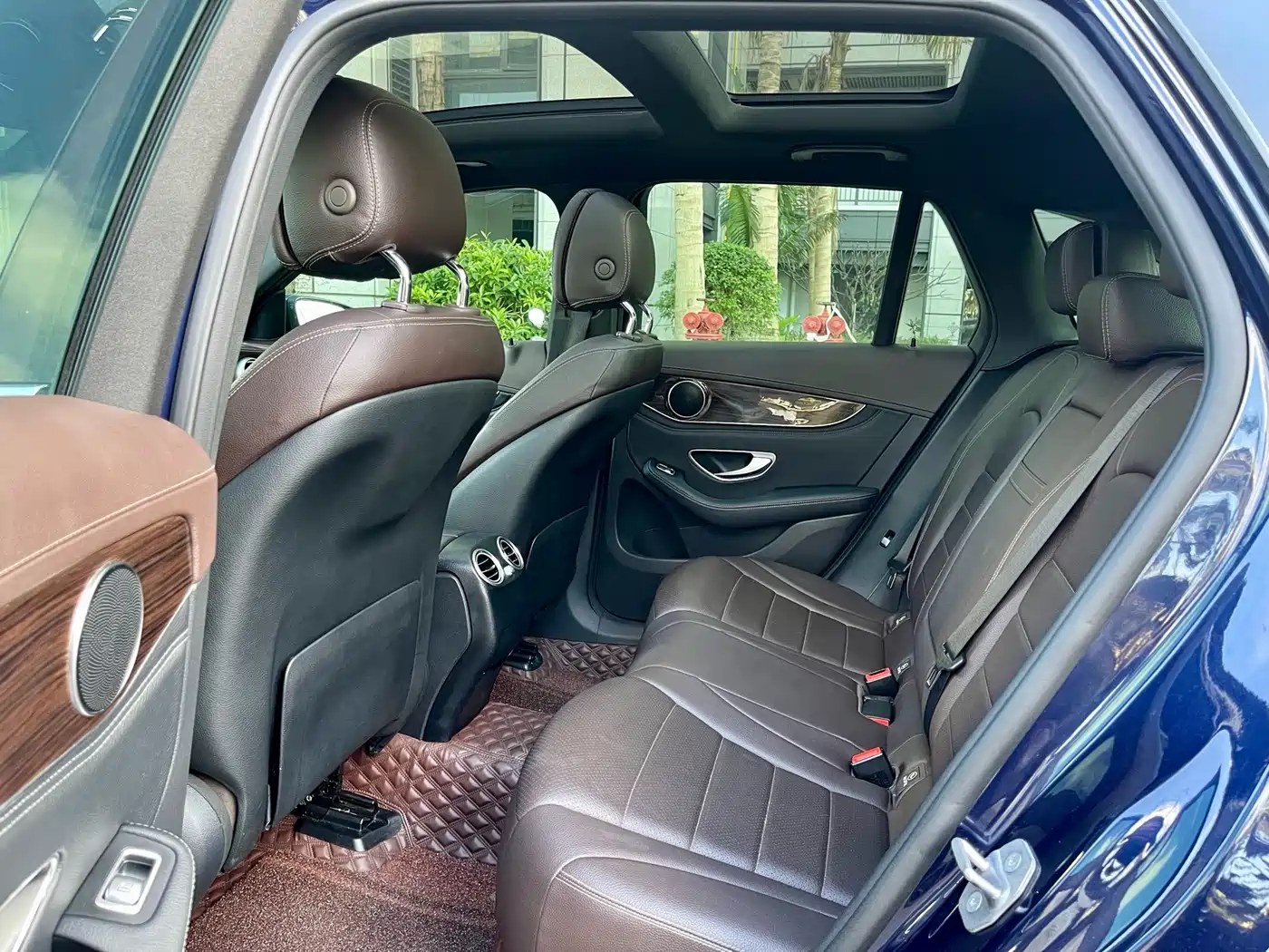Mercedes-Benz GLC 2018 GLC 260 4MATIC Luxury фото 5