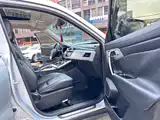 Фото 9 - Geely Atlas