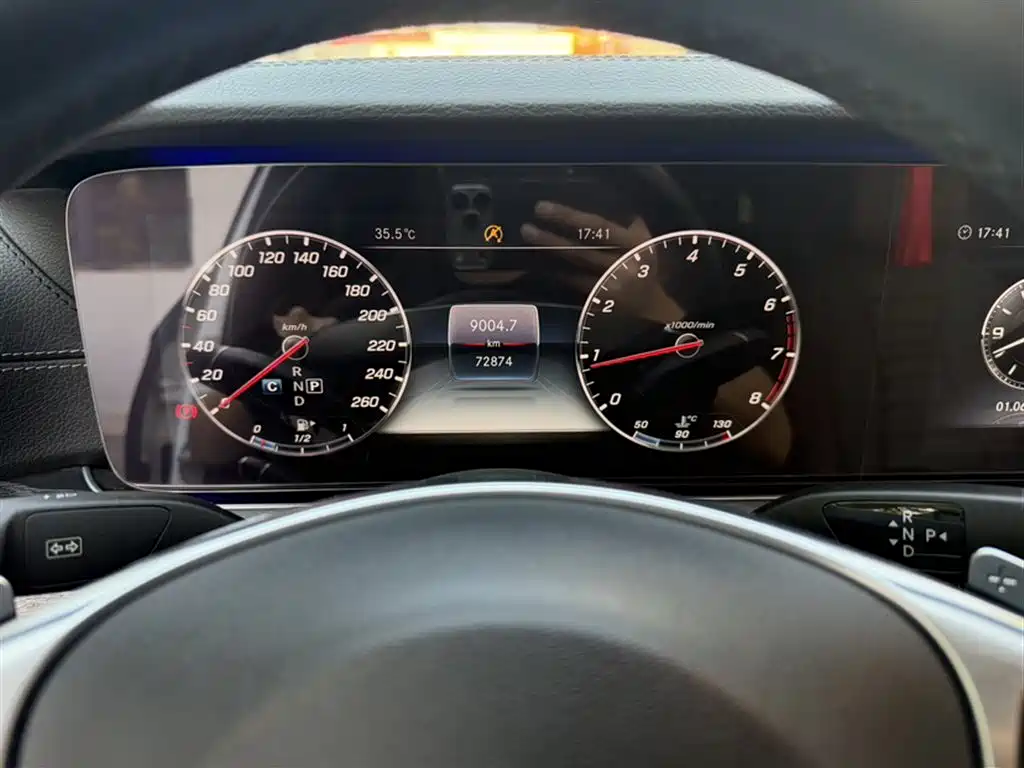 Mercedes-Benz E-Class 2018 E 200 L Sport фото 3
