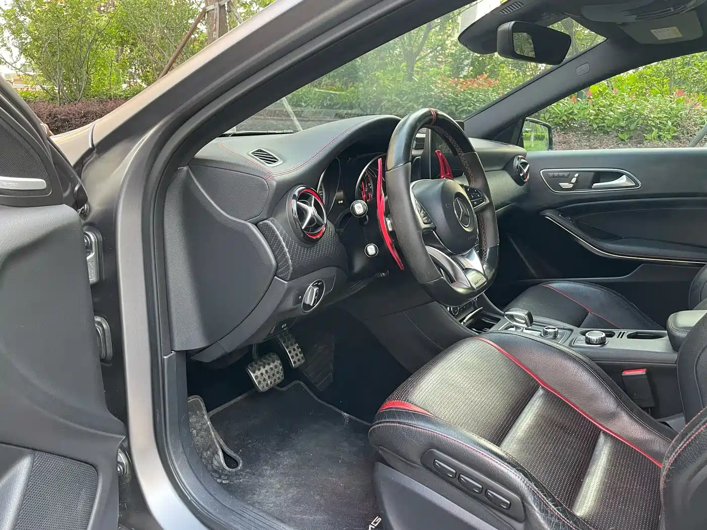 Mercedes-Benz A-Class AMG (Import) 2016 AMG A 45 4MATIC фото 4