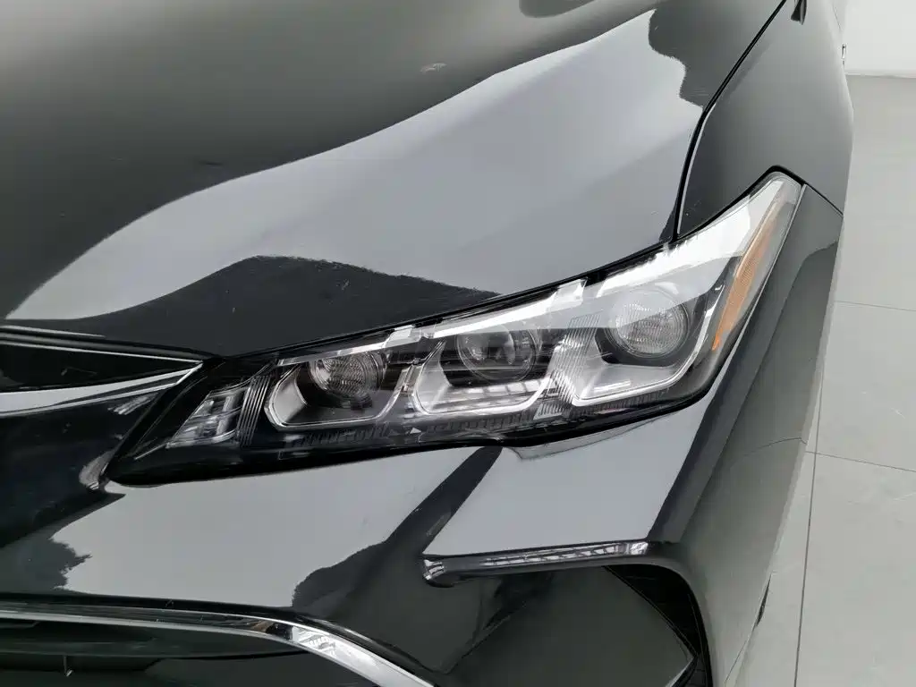 Toyota Avalon 2020 2019 Hybrid 2.5L Luxury Edition China VI